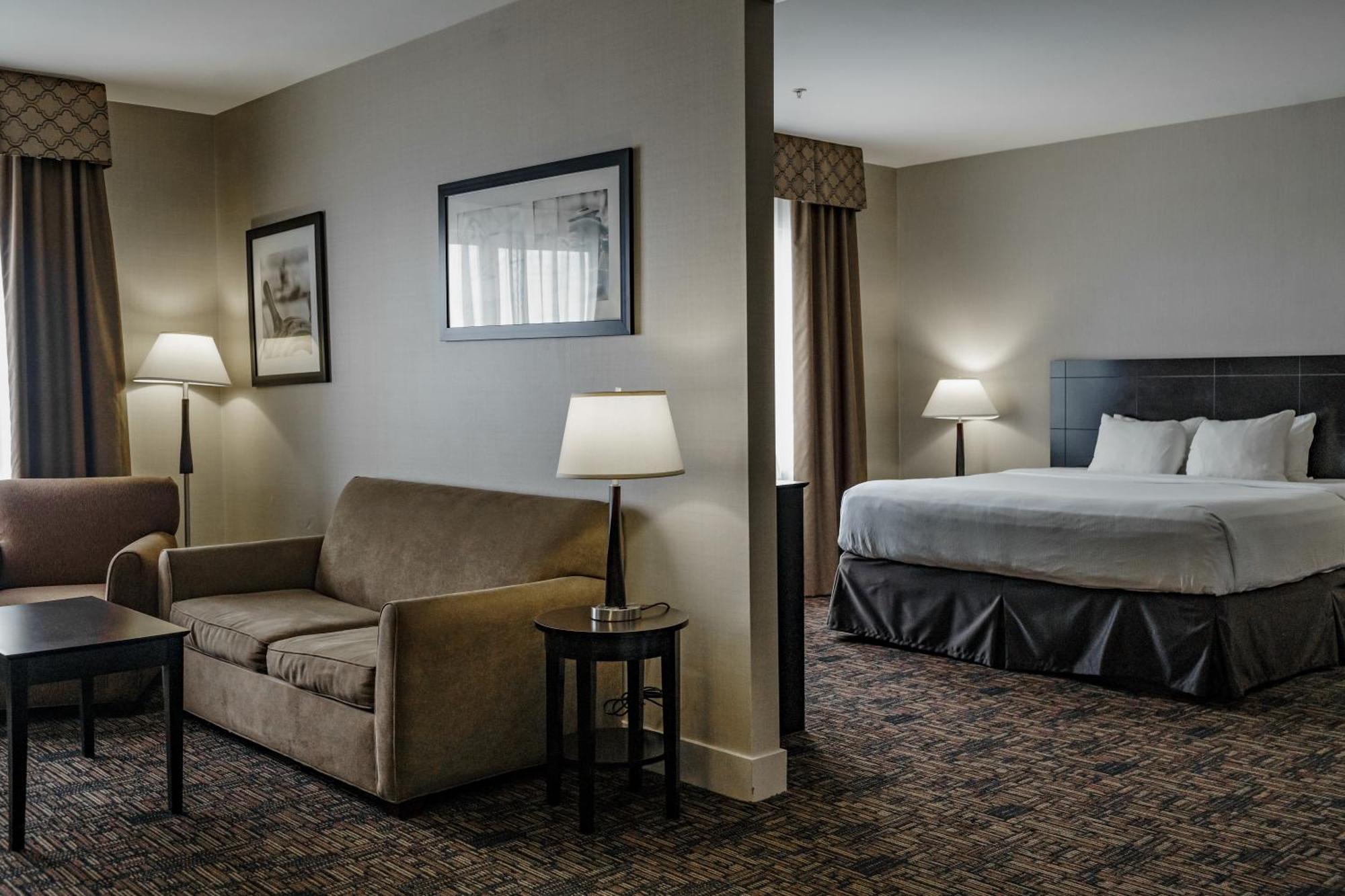 Radisson Edmonton Airport 3* Leduc