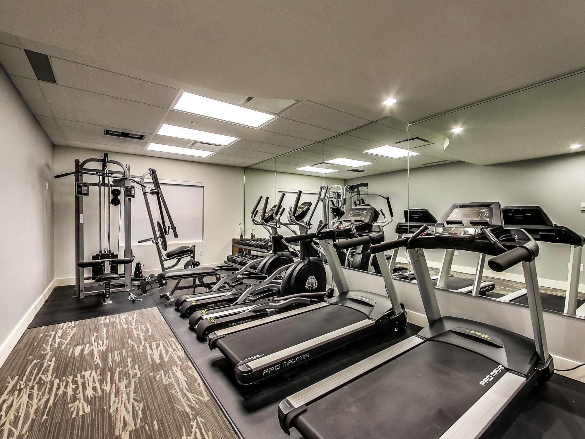 Radisson Edmonton Airport Hotel